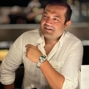 Meet your Posher, Serdar